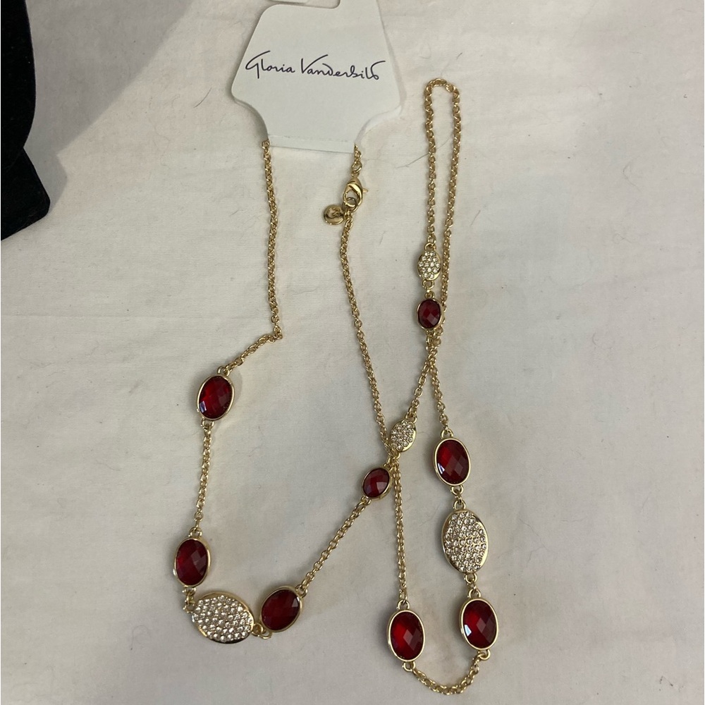 5-24 Gloria Vanderbilt gold tone necklace red stones long NWT